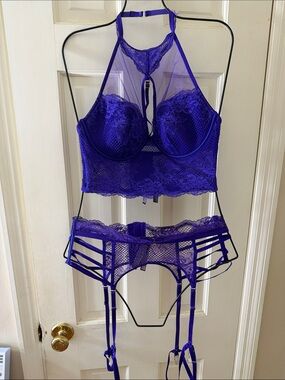 Victoria's Secret Electric Purple Lace Longline Bralette with Thong & Garter Set